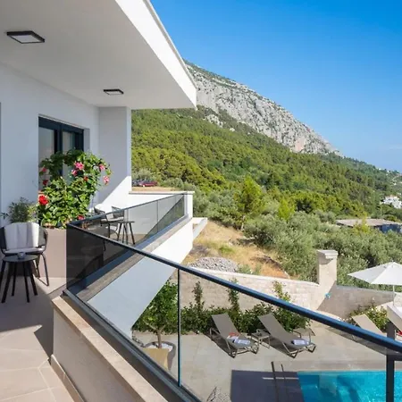 Mare Villa *