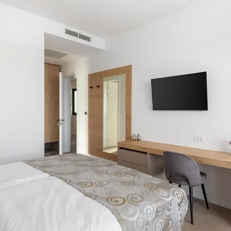 Mare Villa *